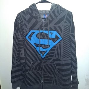 DC Comics Shirts - SUPERMAN HOODIE - Zip-Up Sweatshirt - Comic Logo DC Comics Shirts - SUPERMAN HOODIE - Zip-Up Sweatshirt - Comic Logo